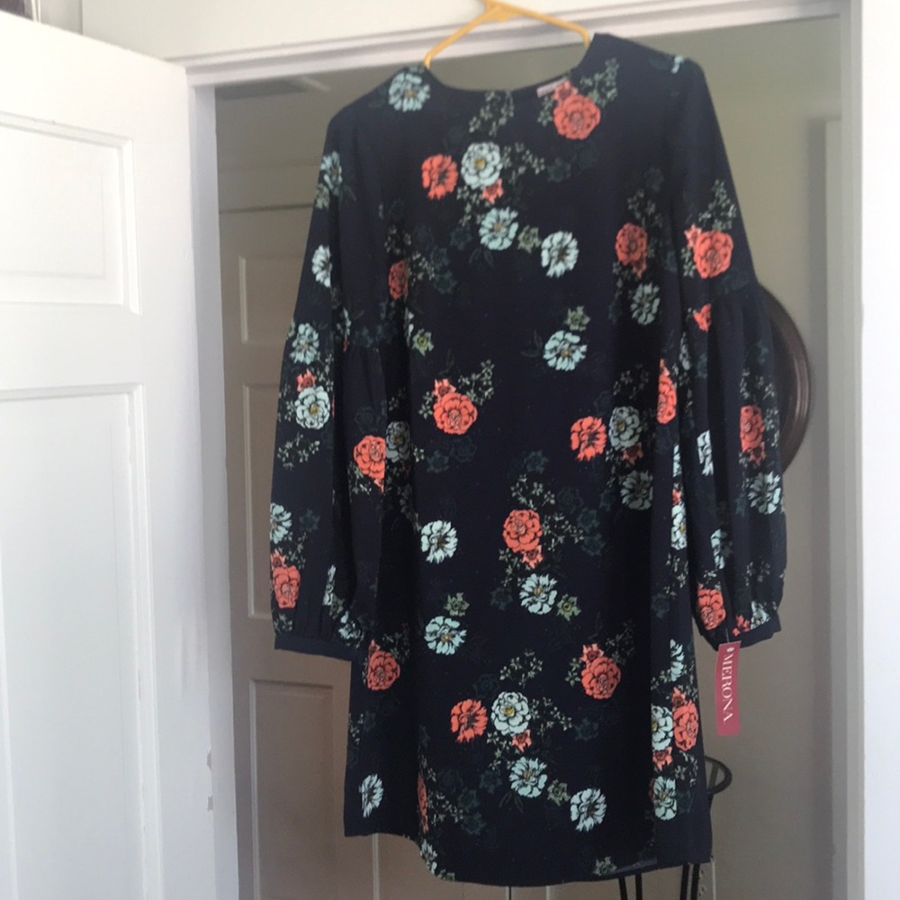 Bell sleeve dress